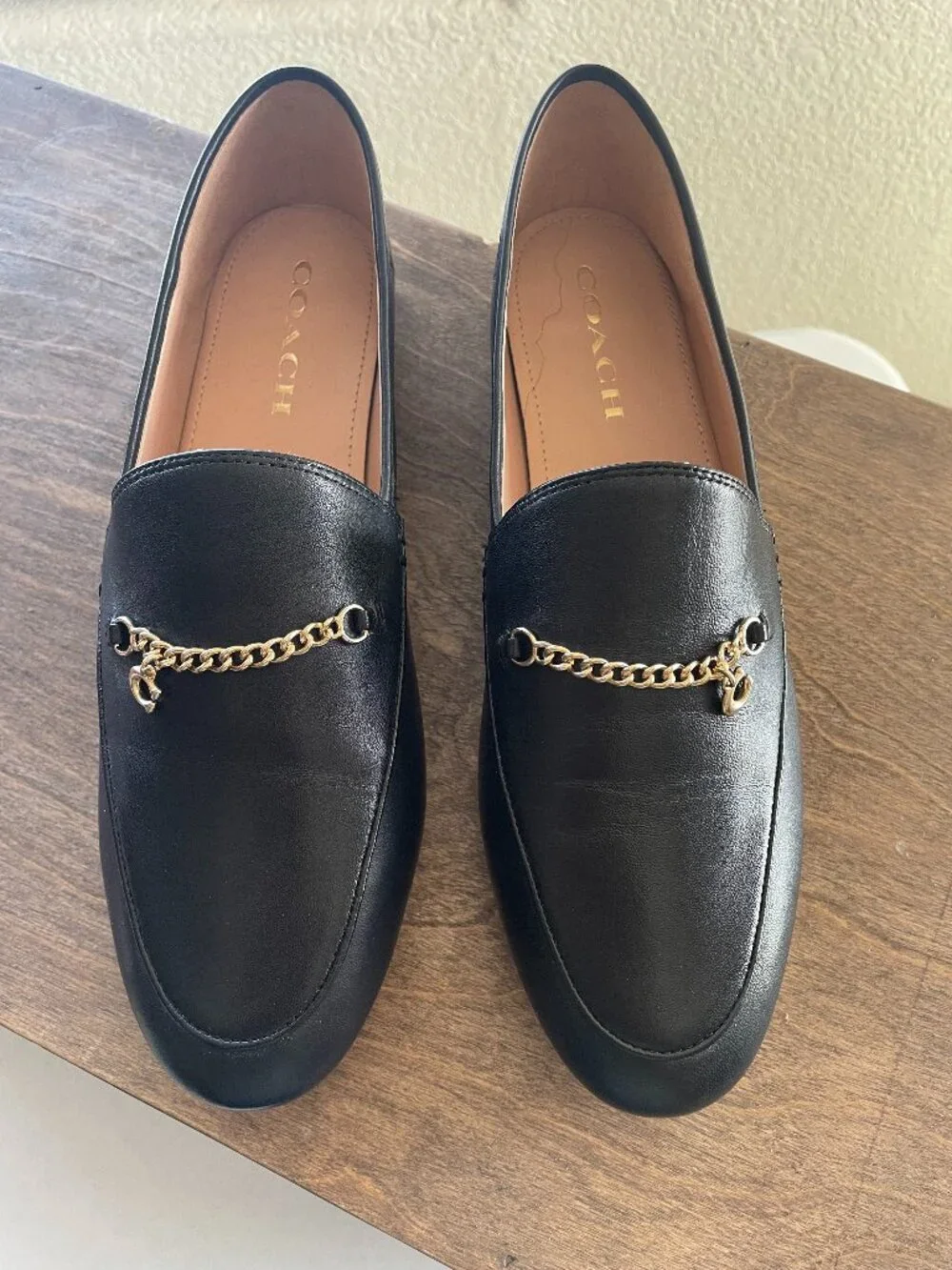 Coach Hanna Leather Gold Chain Loafer Shoes , Size 10